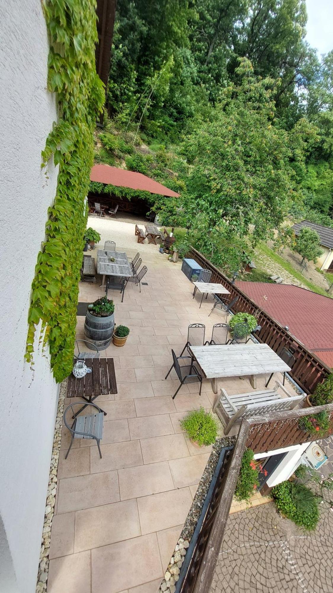 Gaestehaus Gerhardt Schweigen-Rechtenbach Esterno foto