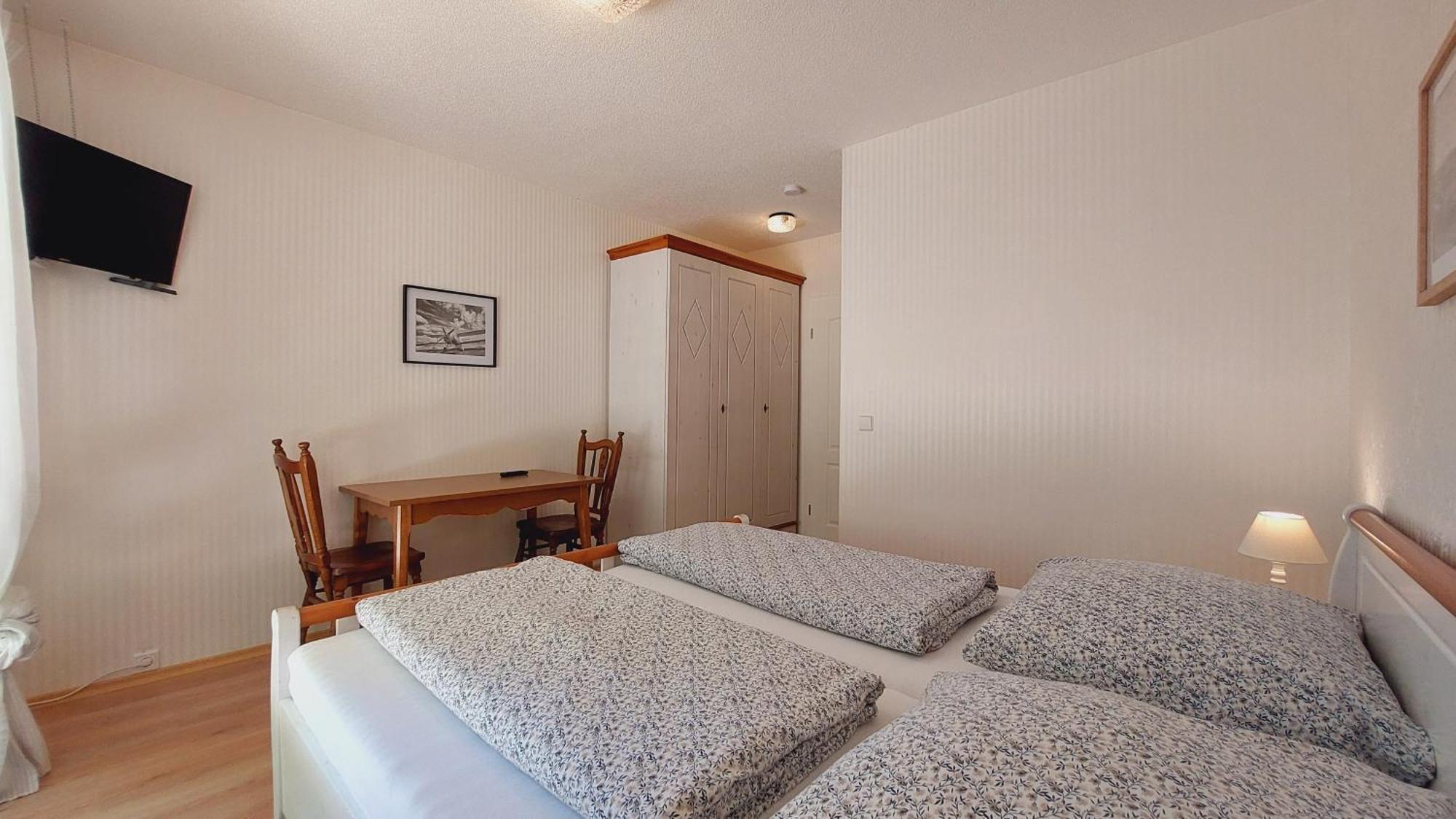 Gaestehaus Gerhardt Schweigen-Rechtenbach Esterno foto